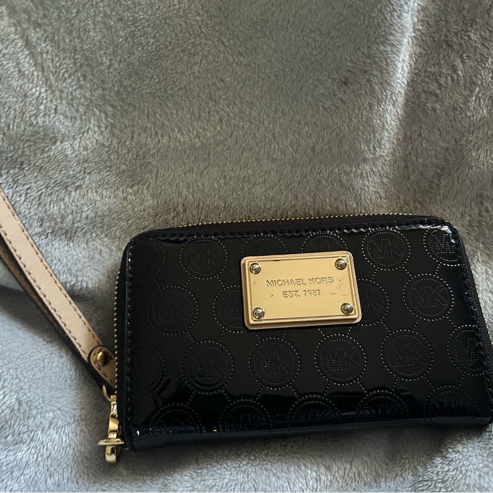 Michael Kors Glossy Black Wristlet with Gold Plate